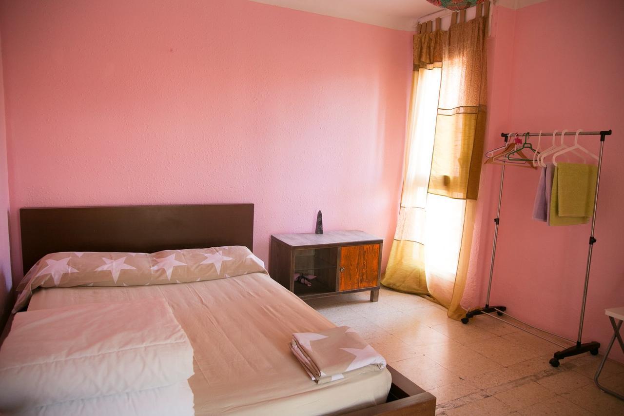 Habitaciones Cerca Del Mar 레우스 외부 사진