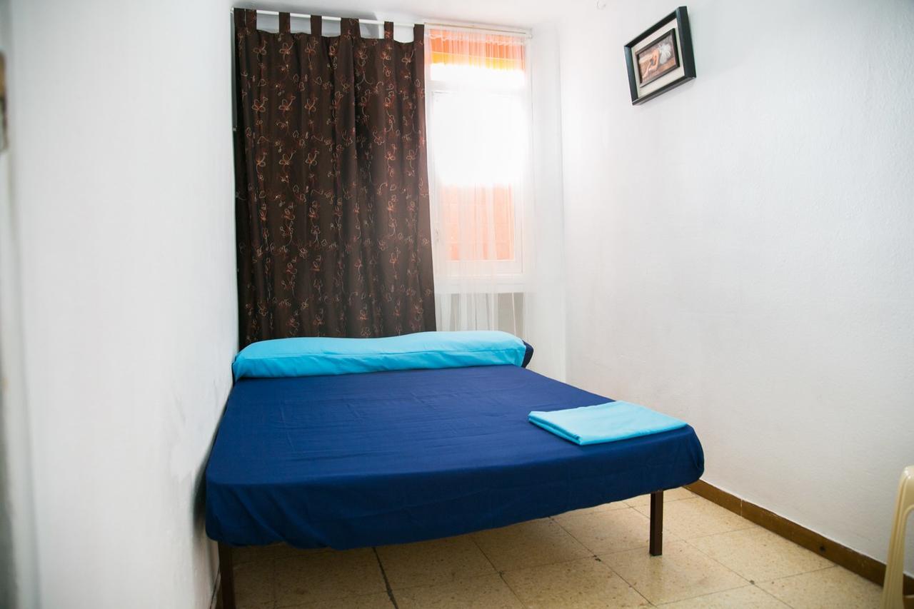 Habitaciones Cerca Del Mar 레우스 외부 사진